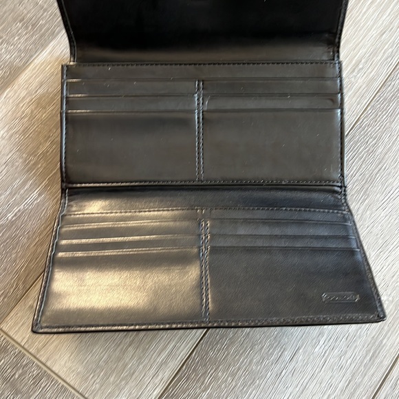 Coach Wallet - Picture 3 of 4
